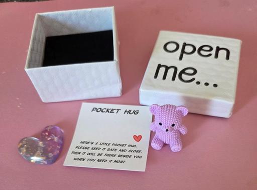  — OPEN ME / GIFT SET