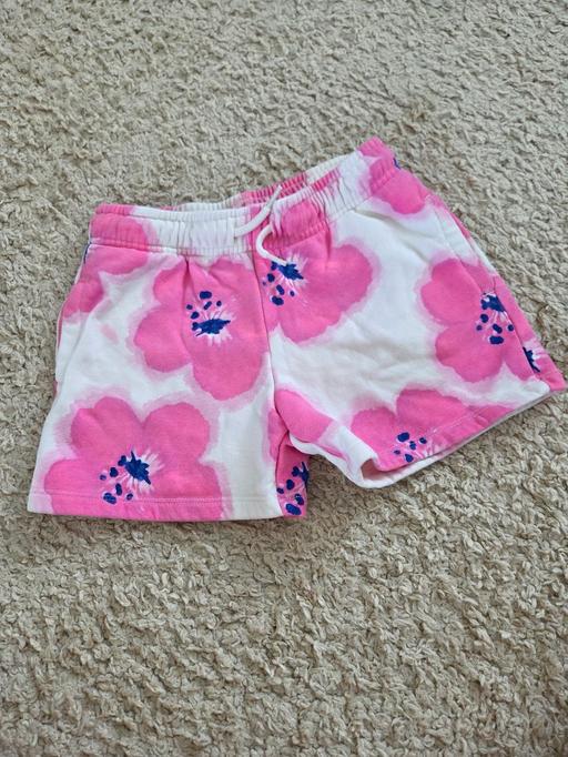  — Age 7-8 M&S shorts