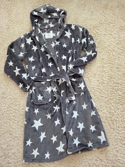  — Age 11-12 F&F dressing gown