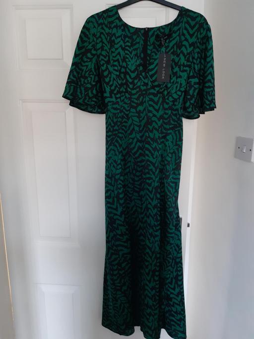  — NEW green and black midi dress