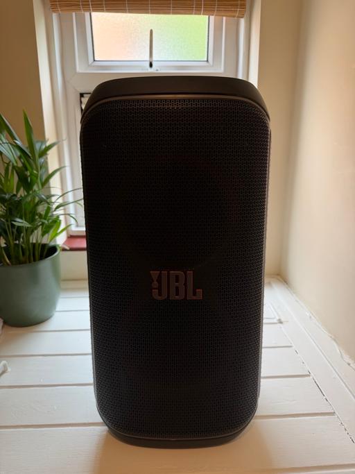  — Jbl club 120 bluetooth speaker