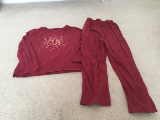  — Girls pjs age 6/7