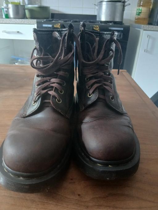  — Dr martens boots size 6