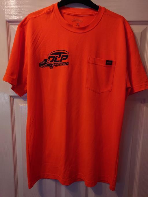  — Mens orange dickies top size M