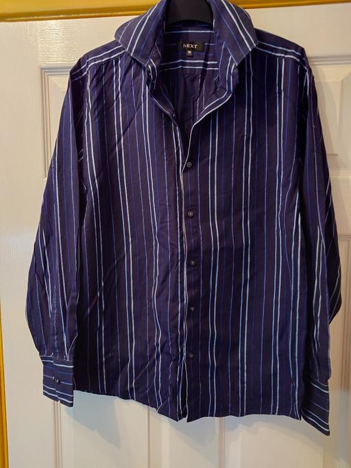  — Mens navy striped shirt size M