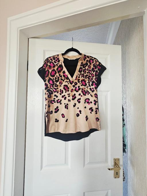  — Lipsy top, size 14.