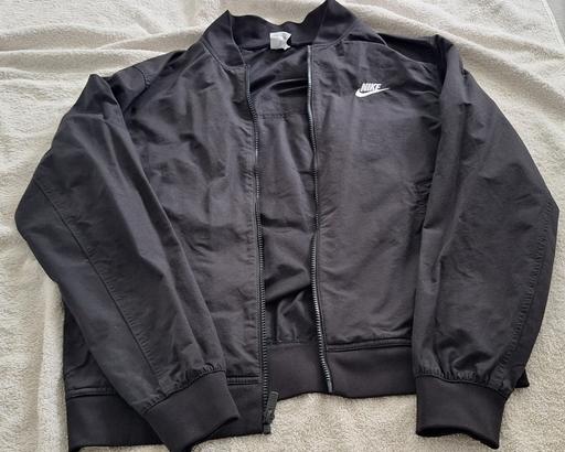  — mens Nike lightweight jacket size Small