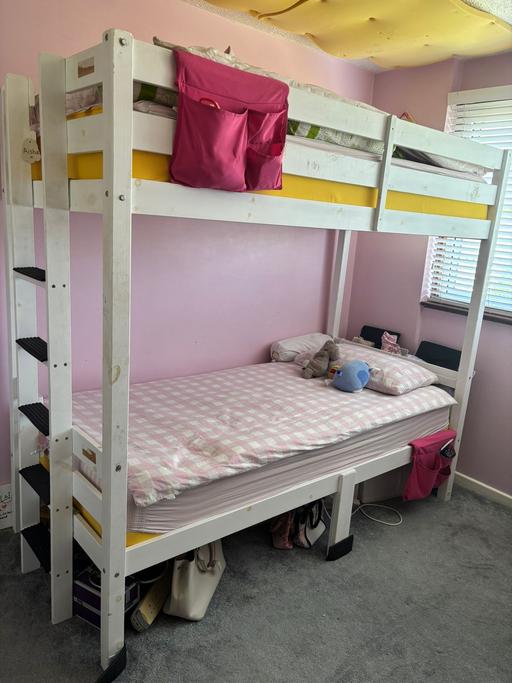  — Bunk bed