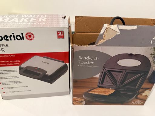  — waffle maker and sandwich toaster