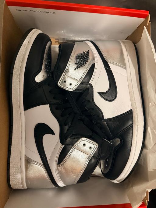  — Jordan 1 retro high silver