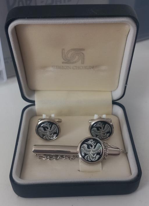  — Gentlemans pheonix cufflinks set