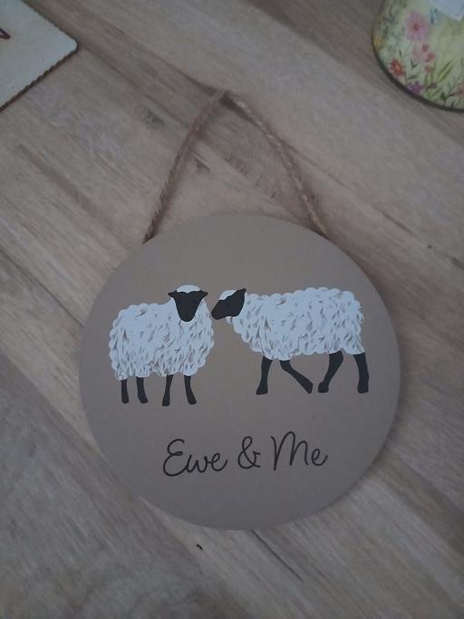  — Wall Plaque New