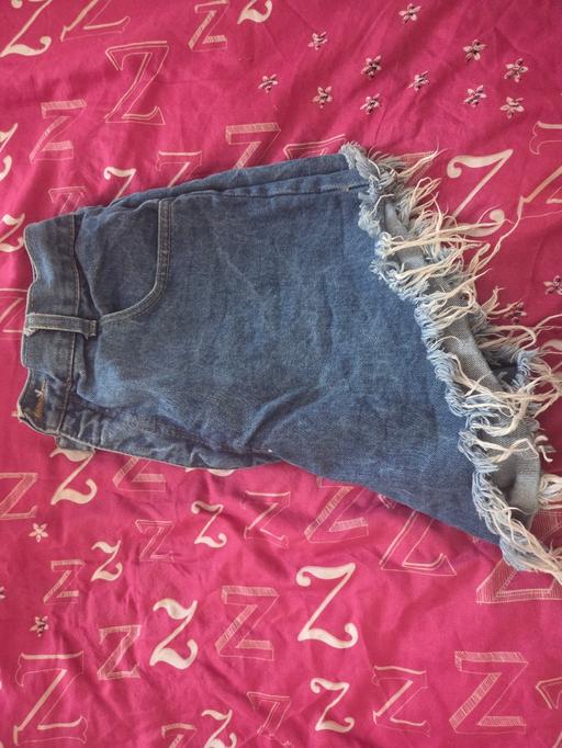  — high waisted booty shorts