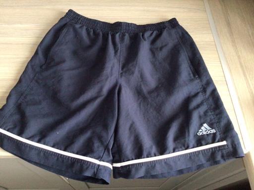  — MENS ADIDAS SHORTS SIZE M £4