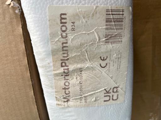  — Victoria Plum TR34 Shower Tray
