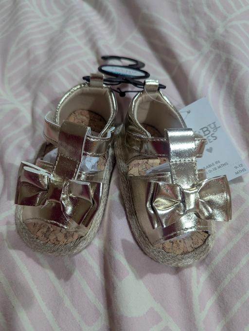  — NEW 9-12 months MATALAN baby girls sandals
