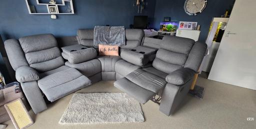  — Corner recliner sofa