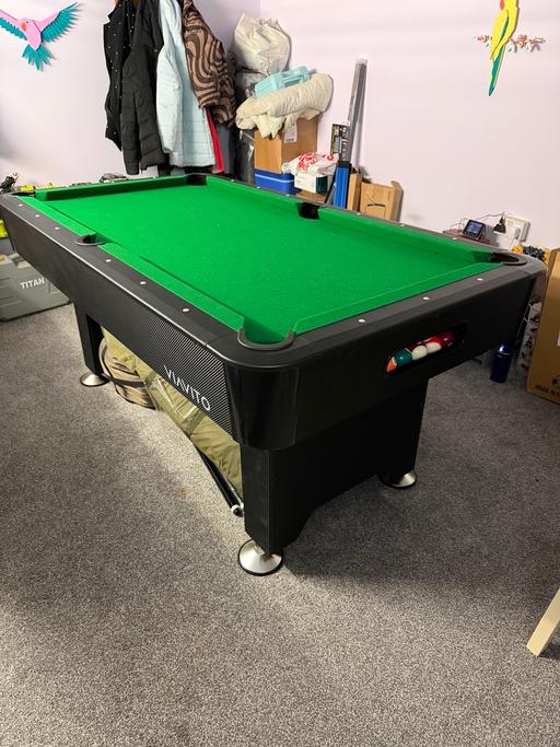  — Pool table