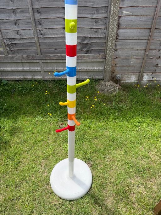  — IKEA coat hanger