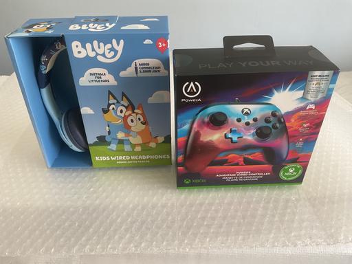  — Bluey Headphones & PowerA Xbox Controller