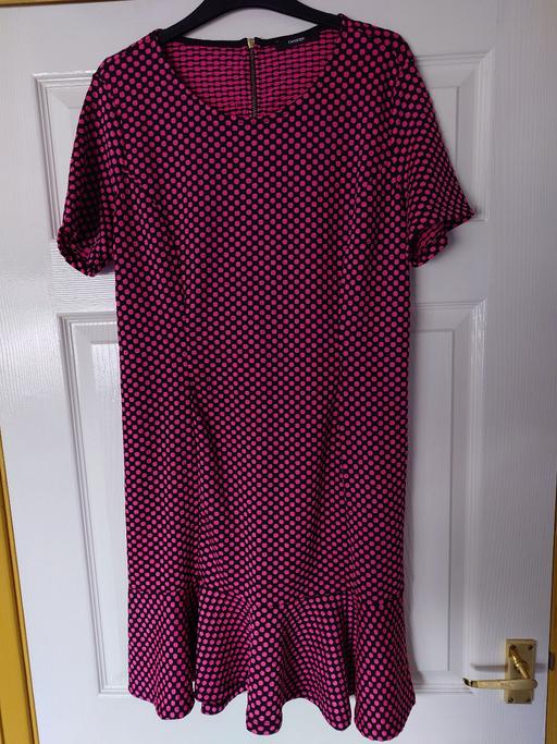  — Women's pink spotty dress size 14