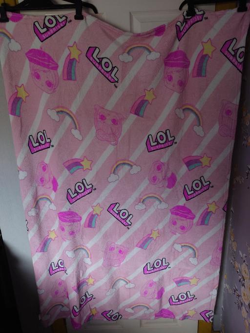  — Girls lol surprise blanket
