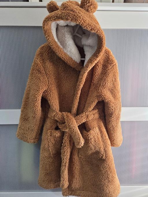  — Age 5-6 GEORGE dressing gown