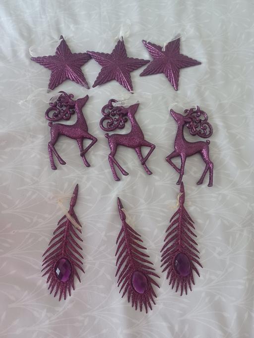  — purple Christmas tree decorations
