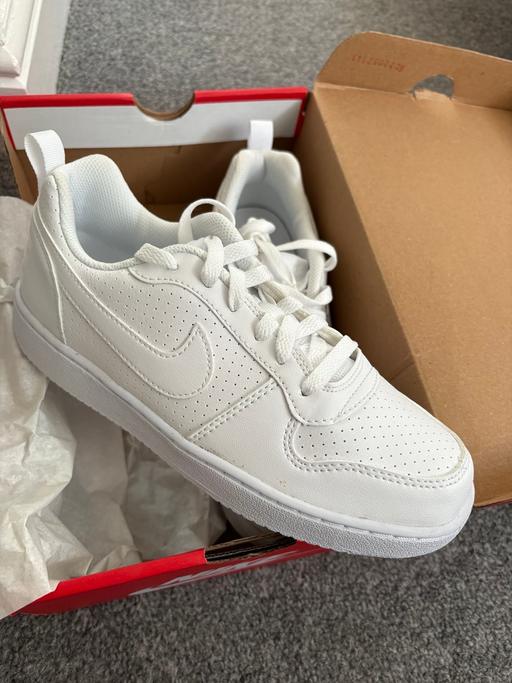  — Nike Trainers
