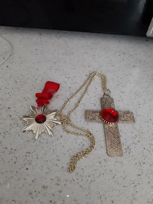  — dress up accessories