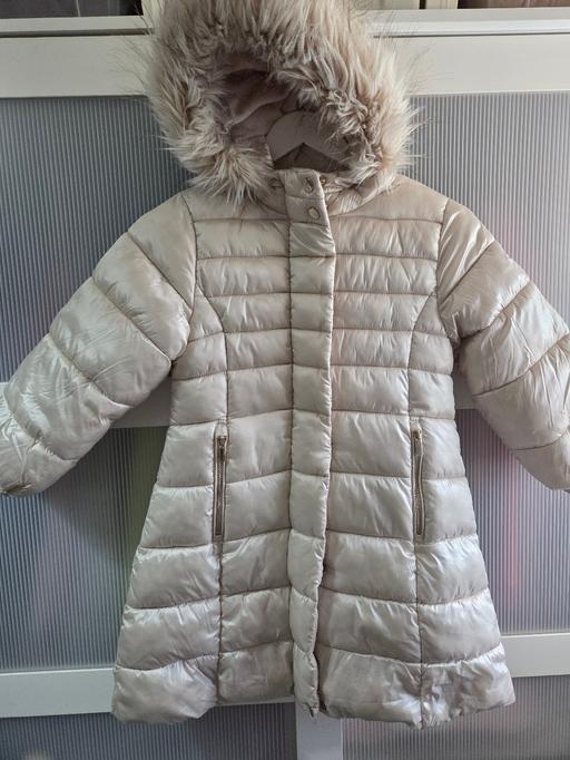  — Age 6 NEXT cream coat