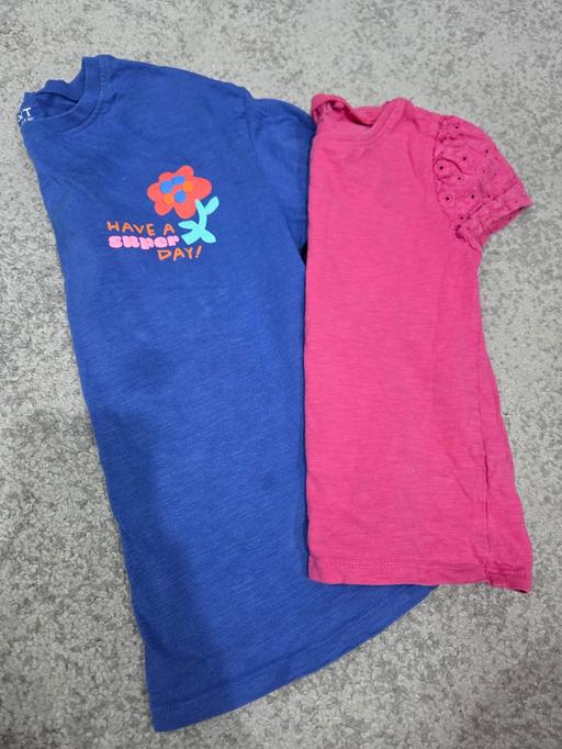  — Age 6-7 NEXT tshirts