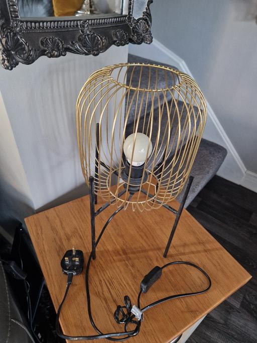  — Table lamp VGC