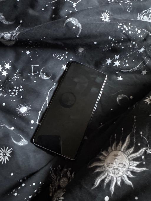  — Samsung s21