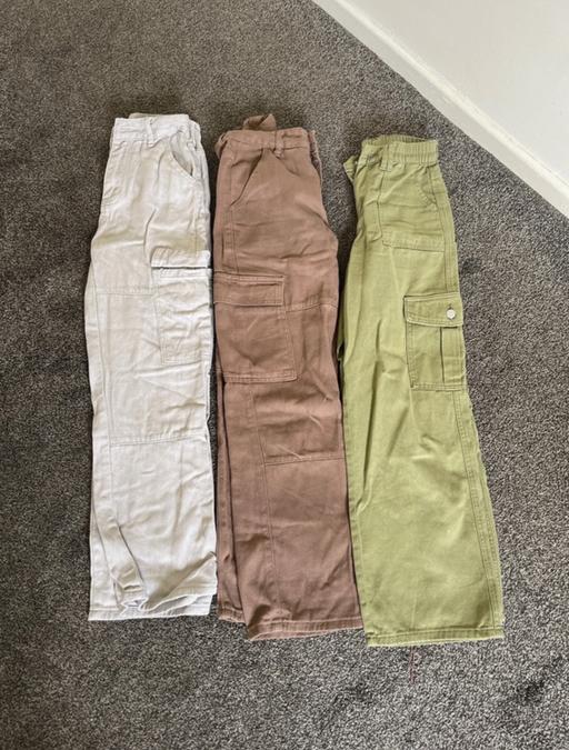  — Cargos