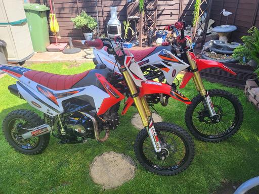  — x2   m2rs  Pit bikes