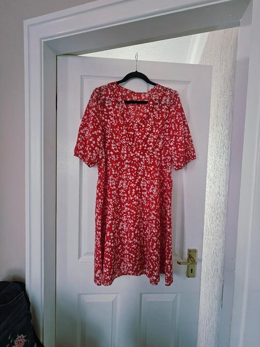  — Summer dress, size 16..like new.