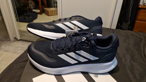  — Brand new Adidas trainers size 8