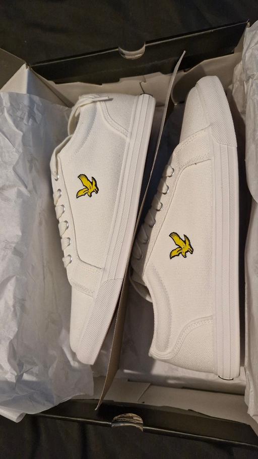  — brand new lyle and Scott trainers size 8