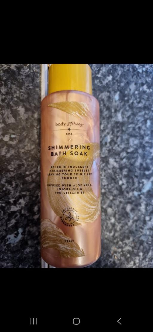  — brand new shimmering bath soak