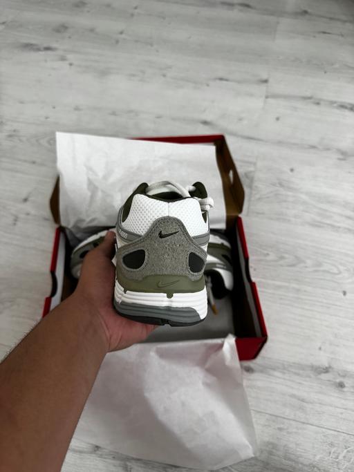 Nike p-6000