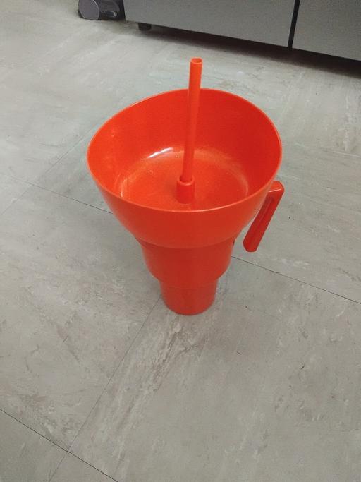  — Stadium Cup.