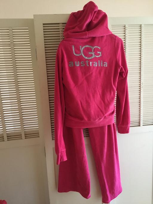  — Huggs track suit