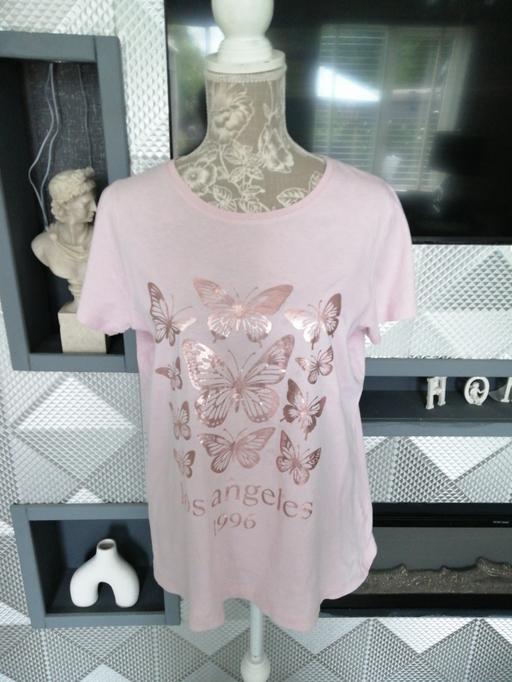  — ladies size *M*