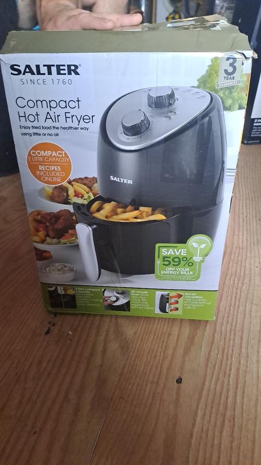 — BRAND NEW SALTER COMPACT AIR FRYER