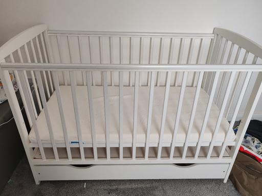  — 2 x Jacob white baby cot with mattress