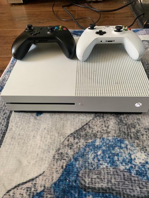  — Xbox one s