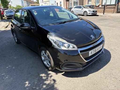  — Peugeot 208