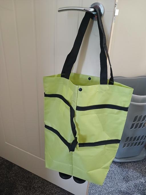  — NEW trolley bag