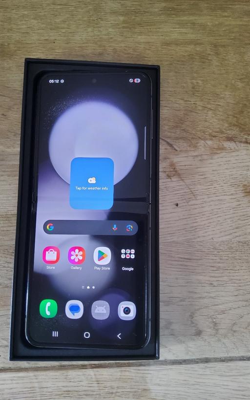  — samsung galaxy z flip 5 256gb